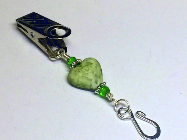 Portuguese Knitting Pin- Green Heart Clip on Pin , Portugese Knitting Pin - Jill's Beaded Knit Bits, Jill's Beaded Knit Bits
 - 1