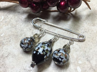 Black Glass Shawl Pin , jewelry - Jill's Beaded Knit Bits, Jill's Beaded Knit Bits
 - 5