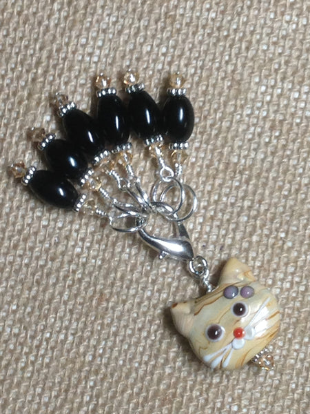 Black Stitch Markers with Beaded Cat Holder Clip , Stitch Markers - Jill's Beaded Knit Bits, Jill's Beaded Knit Bits
 - 1