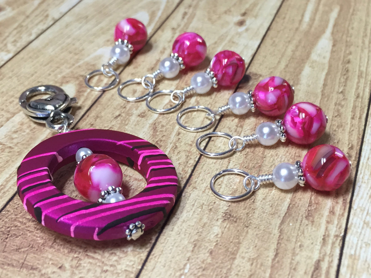 Dark Pink Mosaic Stripes Stitch Marker Set – Jill's Beaded Knit Bits