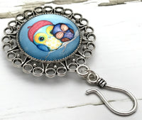 Magnetic Sister Owls Knitting Pin for Portuguese Knitting - ID Badge Holder