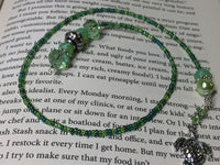 Turtle Beaded Bookmark in Green , accessories - Jill's Beaded Knit Bits, Jill's Beaded Knit Bits
 - 3