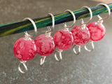 Red Mottled Double Duty Stitch Marker Set | Gift for Knitters | 2 Needle Sizes in 1 Marker |