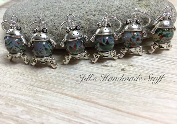 Cute Frog Stitch Markers- 6 Snag Free Green & Brown Beaded Knitting Markers- Gifts for Knitters- Tools- Supplies- Crochet Markers ,  - Jill's Beaded Knit Bits, Jill's Beaded Knit Bits
 - 1